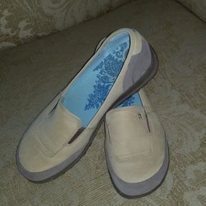 THE NORTH FACE LEATHER LOAFERS WOMENS 8.5